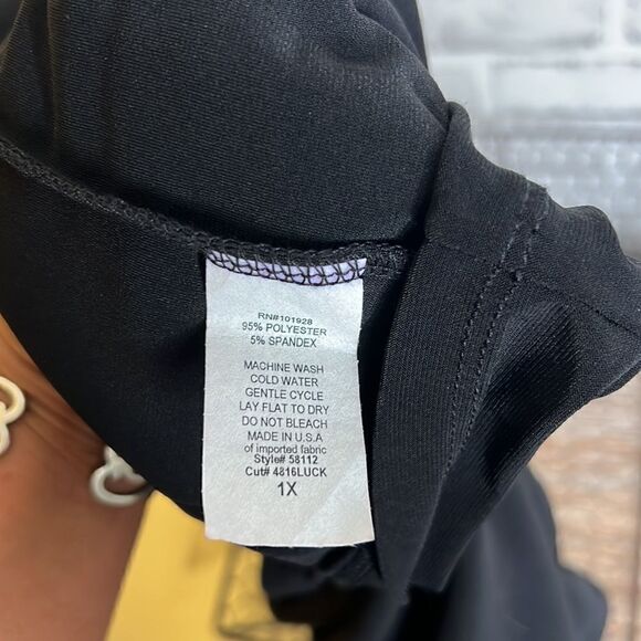 Suzie in The City Black Tank Top Size 1X Plus - Picture 6 of 6